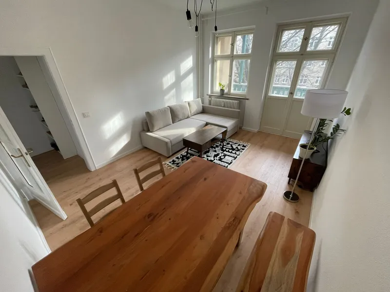 2-Zimmer-Wohnung mit Balkon (möbliert) / Top Lage in Friedrichshain — photo 1